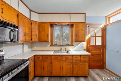 191 Bradley Avenue, Hamden, CT 06514 - Photo 13