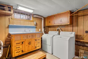 191 Bradley Ave, Hamden, CT 06514 - Photo 23