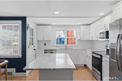 21 Echo Lane, West Hartford, CT 06107 - Photo 17