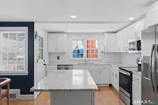 21 Echo Ln, West Hartford, CT 06107 - Photo 17