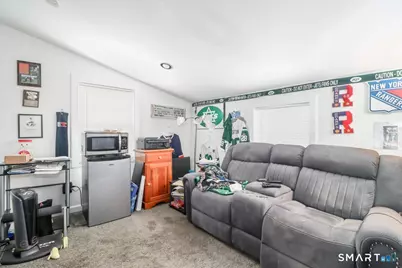 16 Nicholas Square, New Milford, CT 06776 - Photo 21