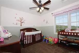 9 Ledgewood Ct, Norwich, CT 06360 - Photo 9