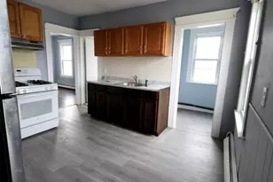 463 Logan St, Bridgeport, CT 06607 - Photo 5