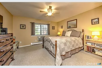 110 Foxwood Close #110, Milford, CT 06461 - Photo 17