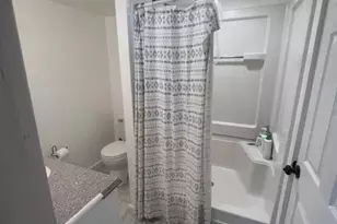 107 Richfield Rd, Bridgeport, CT 06606 - Photo 7