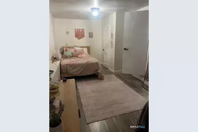 107 Richfield Road, Bridgeport, CT 06606 - Photo 11