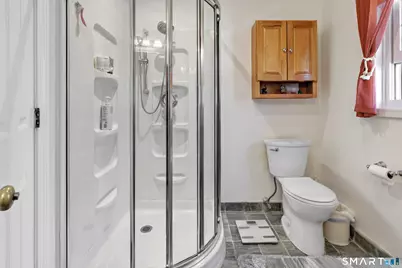 50 Summersweet Place, Stratford, CT 06614 - Photo 25