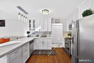 72 Broadmere Road, Stratford, CT 06614 - Photo 5