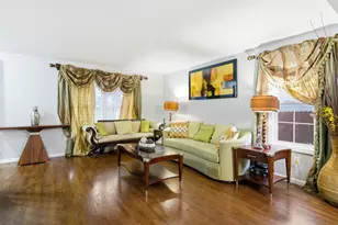 72 Broadmere Rd, Stratford, CT 06614 - Photo 3