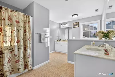 72 Broadmere Road, Stratford, CT 06614 - Photo 17