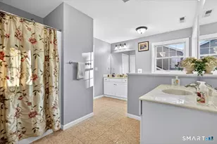 72 Broadmere Rd, Stratford, CT 06614 - Photo 17