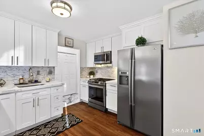 72 Broadmere Road, Stratford, CT 06614 - Photo 7