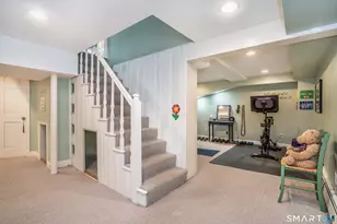 15 Avondale Rd, West Hartford, CT 06117 - Photo 39