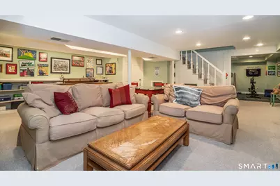 15 Avondale Road, West Hartford, CT 06117 - Photo 37