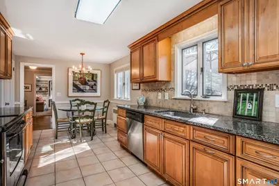 15 Avondale Road, West Hartford, CT 06117 - Photo 13