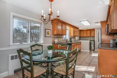 15 Avondale Road, West Hartford, CT 06117 - Photo 9