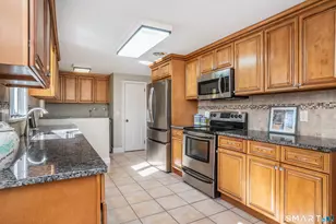 15 Avondale Rd, West Hartford, CT 06117 - Photo 11