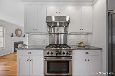 24 Bridget Lane, Fairfield, CT 06824 - Photo 11