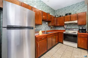 36 Capen St, Hartford, CT 06120 - Photo 7