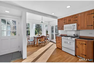 46A Beach Avenue, Madison, CT 06443 - Photo 7