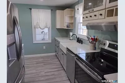 21 Emond Street, Putnam, CT 06260 - Photo 5