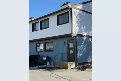 27 Crows Nest Lane #12I, Danbury, CT 06810 - Photo 3