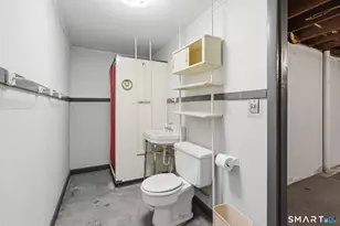 16 Phyllis Dr, Naugatuck, CT 06770 - Photo 29