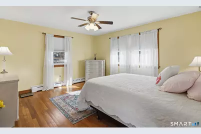 16 Phyllis Drive, Naugatuck, CT 06770 - Photo 19