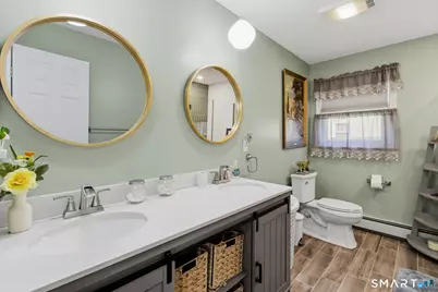 16 Phyllis Drive, Naugatuck, CT 06770 - Photo 25