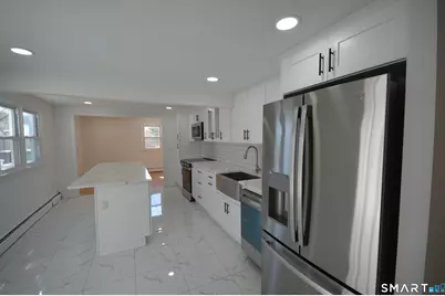 1335 Black Rock Turnpike, Fairfield, CT 06825 - Photo 7