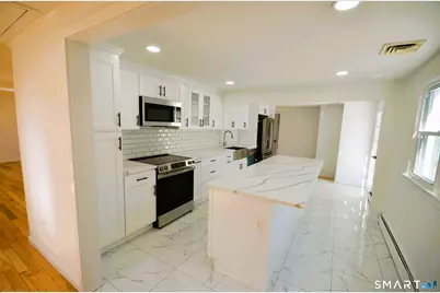 1335 Black Rock Turnpike, Fairfield, CT 06825 - Photo 3