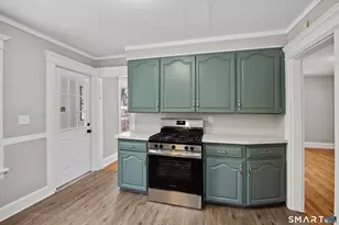 114 Greenleaf Ave, Waterbury, CT 06705 - Photo 7