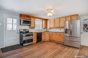 23 Keyes St, Farmington, CT 06085 - Photo 11