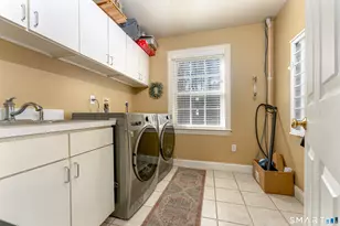 366 Charcoal Ave, Middlebury, CT 06762 - Photo 7