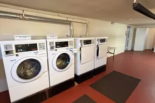 261 Millard St, Fairfield, CT 06824 - Photo 7