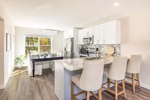 94 N Bridebrook Rd, East Lyme, CT 06357 - Photo 3