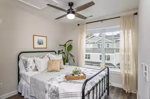 94 N Bridebrook Rd, East Lyme, CT 06357 - Photo 1