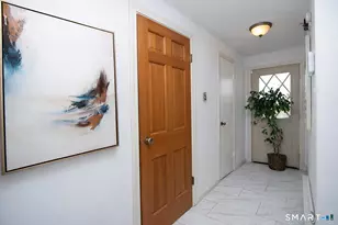 20A Seymour St, Windsor, CT 06095 - Photo 9