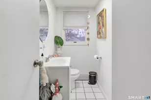 221 Meadows End Rd, Milford, CT 06460 - Photo 11