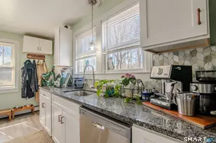 31 Lovell Ln, Canterbury, CT 06331 - Photo 9