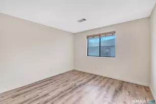 55 Thompson St, East Haven, CT 06513 - Photo 23