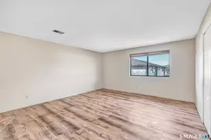 55 Thompson St, East Haven, CT 06513 - Photo 19