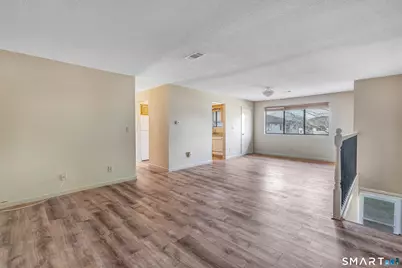 55 Thompson Street #APT 11G, East Haven, CT 06513 - Photo 5