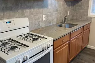 563 Howe 1st Floor Ave, Shelton, CT 06484 - Photo 7