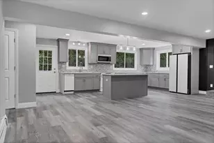 84 Connecticut Ave, Newington, CT 06111 - Photo 5