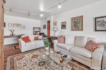 2625 Park Avenue #14J, Bridgeport, CT 06604 - Photo 9