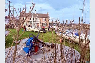 494 Pequot Court, Fairfield, CT 06890 - Photo 5