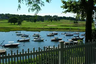 494 Pequot Ct, Fairfield, CT 06890 - Photo 11