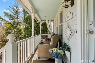 494 Pequot Ct, Fairfield, CT 06890 - Photo 3