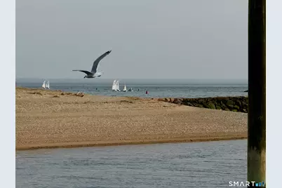 494 Pequot Court, Fairfield, CT 06890 - Photo 17